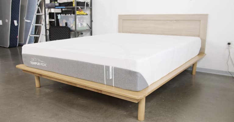 Tempur-Cloud no logo